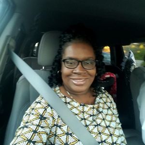 Meet your Posher, Debra